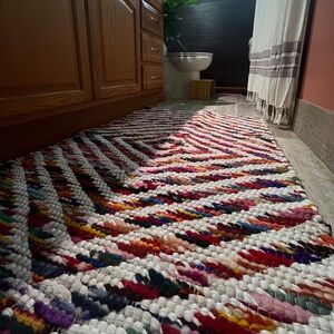 Sold 🛑 NEW Rug 30” x 46”